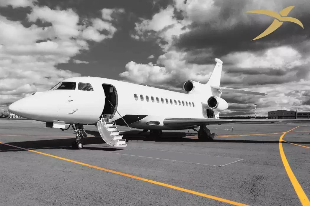 7 Benefits of Hiring a Private Jet for Your Next Trip